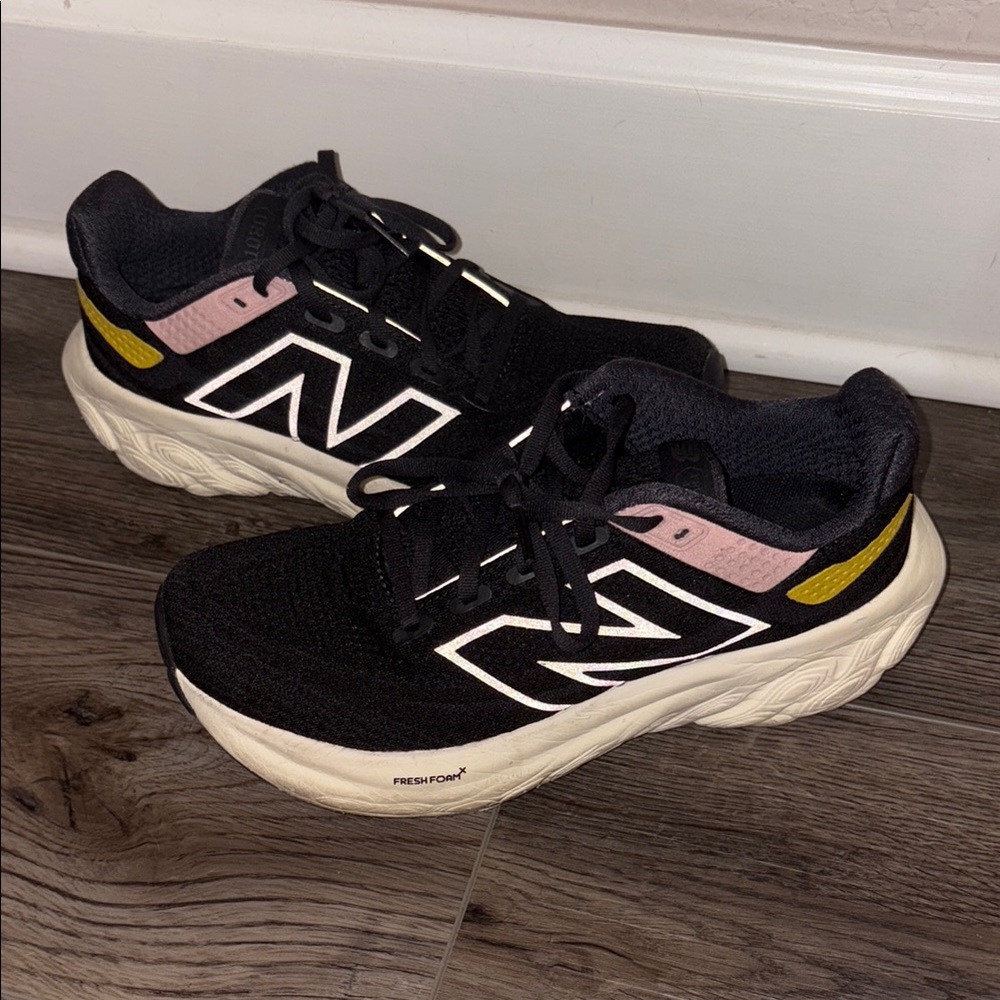 New Balance womens Fresh Foam X 1080 V14 Running Shoe